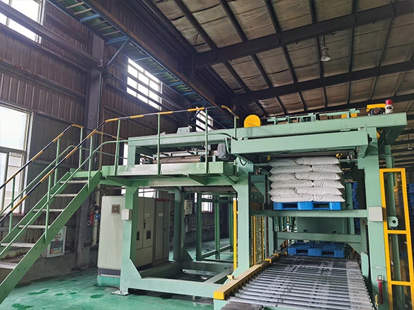 DAP-fertilizer-machine